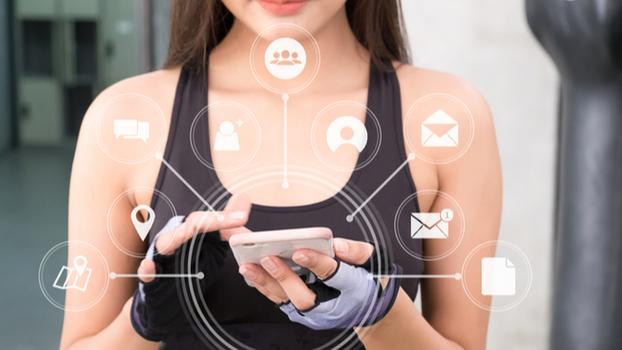 Digitalizando o fitness: dos apps de saúde aos adesivos inteligentes