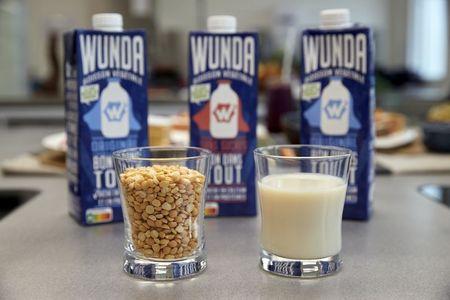 Nestlé lança marca de ''leite'' à base de ervilha